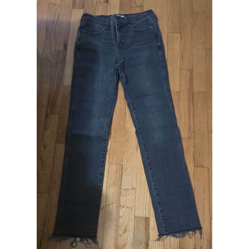 Madewell The Mid-Rise Stovepipe Jeans Size 26 Black Raw Hem